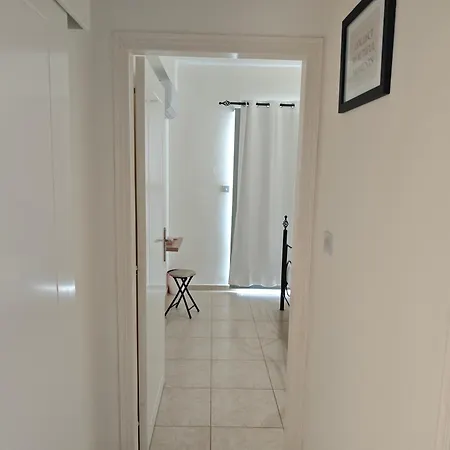 Sunset 01 Apartament Pafos