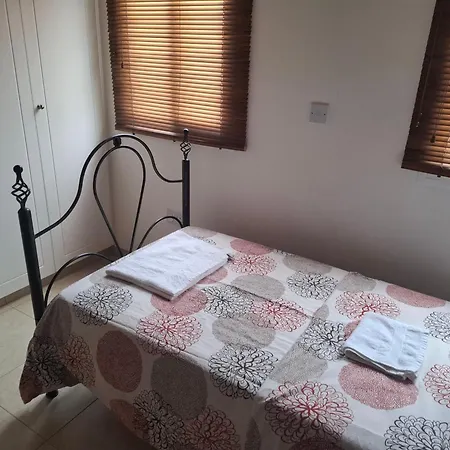 Sunset 01 פאפוס